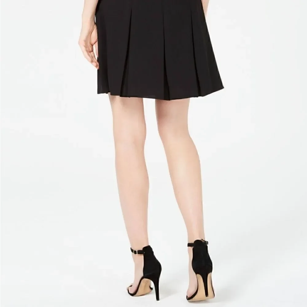 Anne Klein Black Pleated skirt